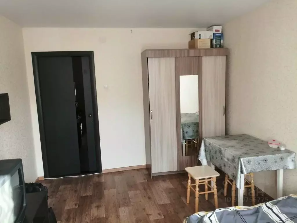 Комната Чувашия, Чебоксары ул. Эльменя, 15 (15.0 м) - Фото 1