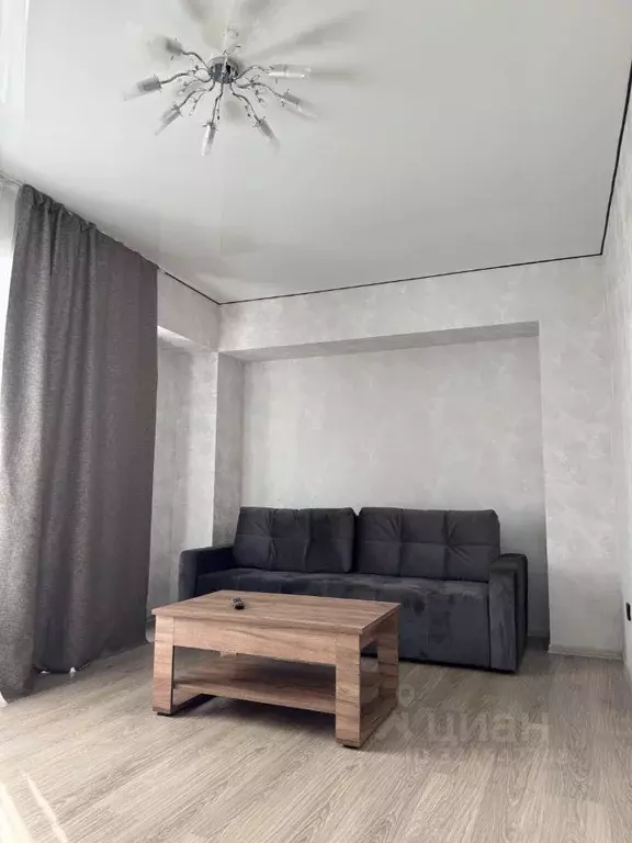 2-к кв. Кемеровская область, Новокузнецк Запорожская ул., 69Б (70.0 м) - Фото 1