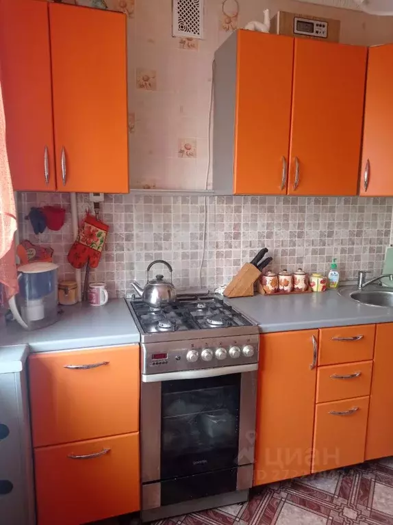 2-к кв. Тверская область, Конаково ул. Гагарина, 39 (50.0 м) - Фото 0