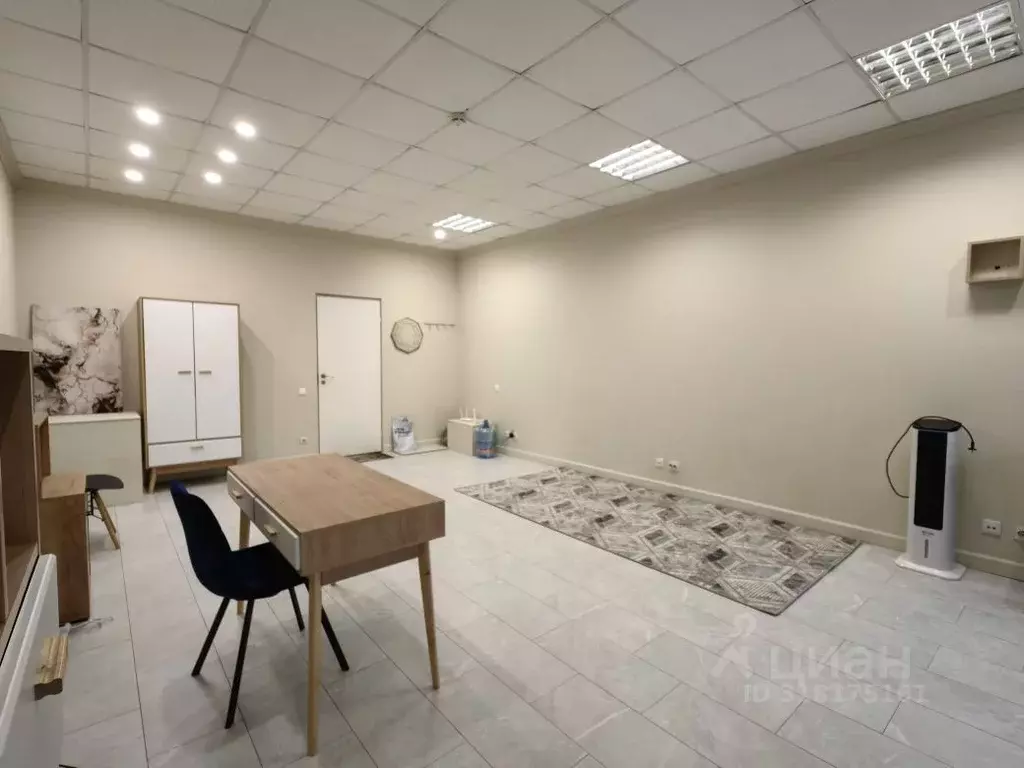 Офис в Санкт-Петербург Инструментальная ул., 8 (37 м) - Фото 1
