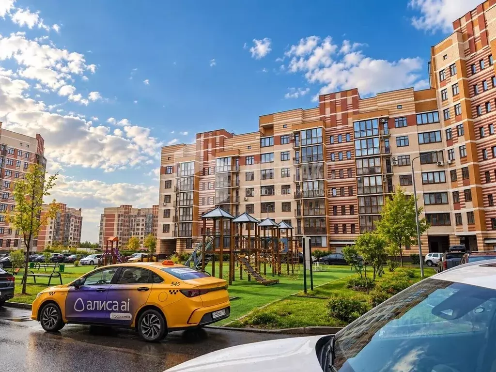 2-к кв. Москва д. Ивановское, ул. Семена Гордого, 1 (72.4 м) - Фото 1
