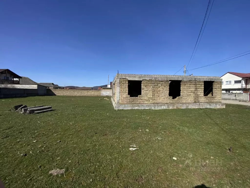 Участок в Севастополь с. Орлиное, ул. Рябиновая, 1 (10.0 сот.) - Фото 1