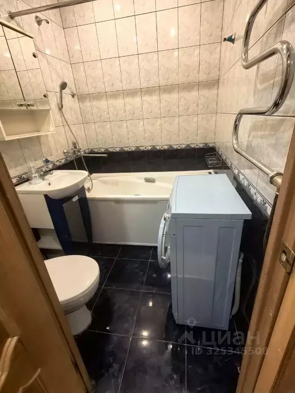 2-к кв. Новгородская область, Великий Новгород бул. Воскресенский, 6 ... - Фото 2