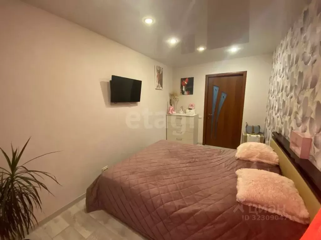 4-к кв. Коми, Сыктывкар просп. Бумажников, 42 (73.2 м) - Фото 1