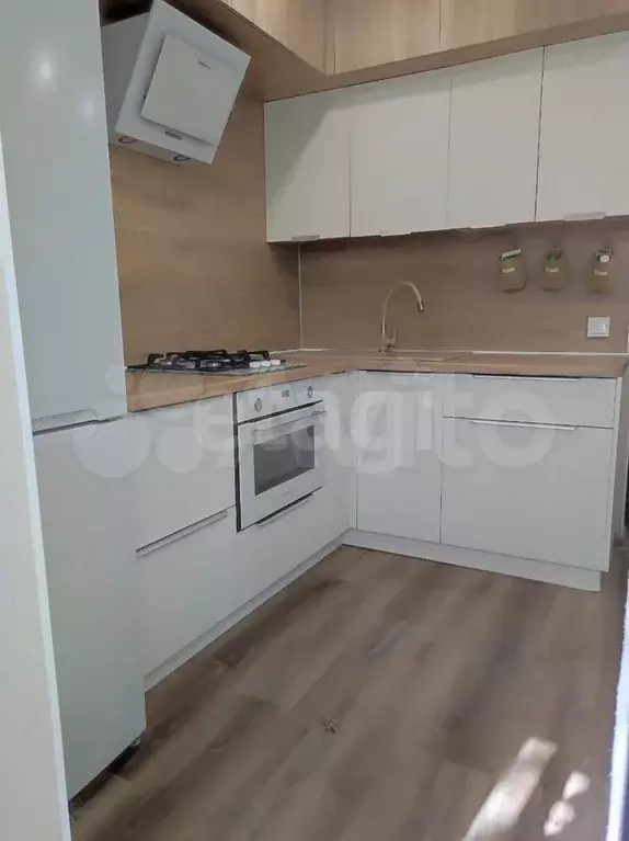 3-к. квартира, 66,4 м, 1/6 эт. - Фото 1