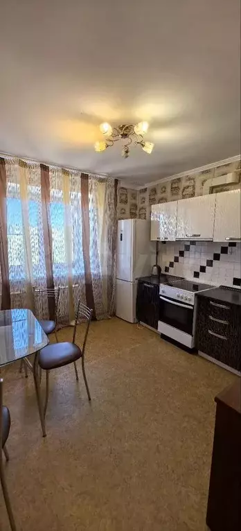 2-к. квартира, 67 м, 8/10 эт. - Фото 0