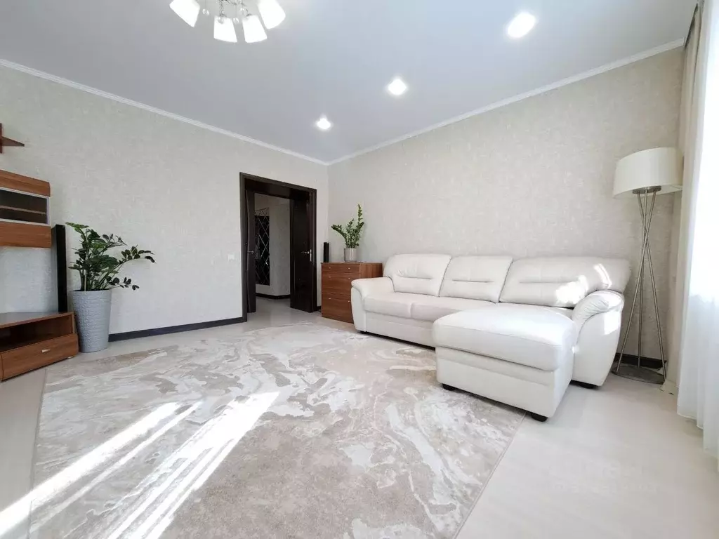 3-к кв. Калужская область, Калуга бул. Солнечный, 4к2 (84.0 м) - Фото 2