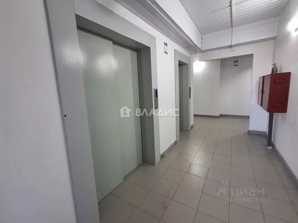 1-к кв. Бурятия, Улан-Удэ ул. Максима Концова, 1к2 (38.8 м) - Фото 1