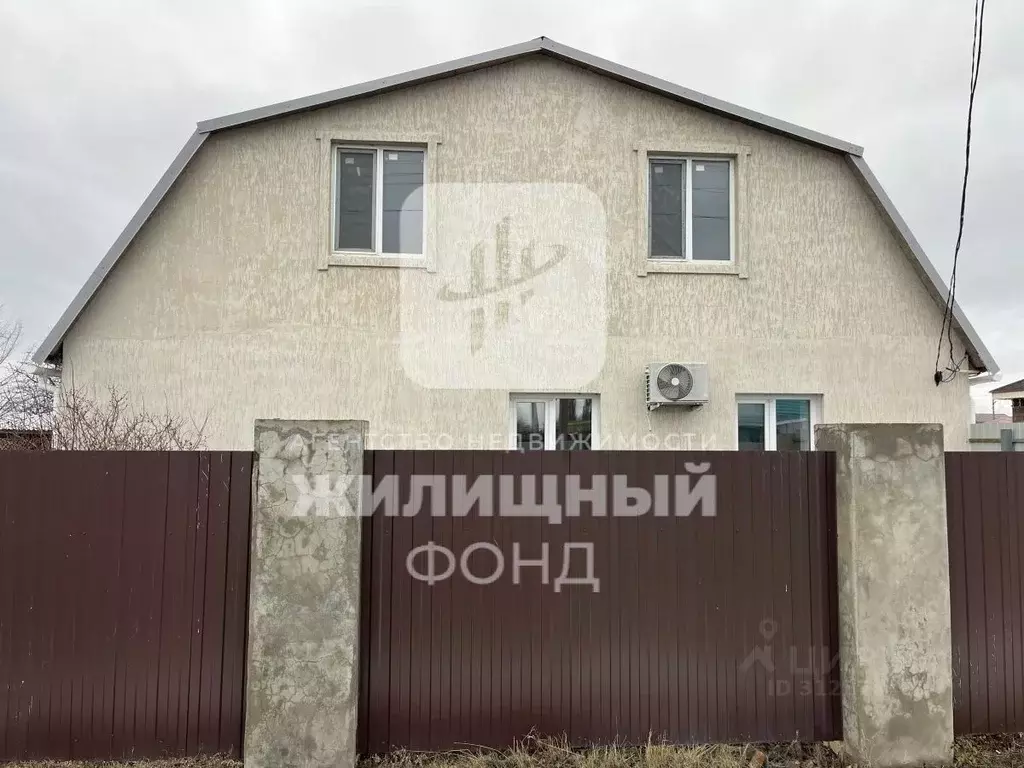 Дом в Саратовская область, Энгельсский район, Безымянское ... - Фото 1