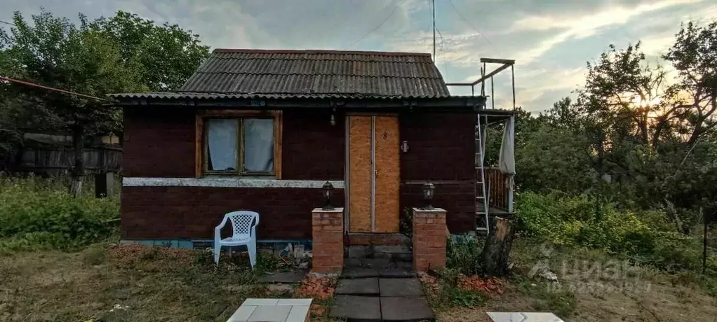 Дом в Саратовская область, Саратов ул. Имени В.В. Маяковского (20 м) - Фото 1