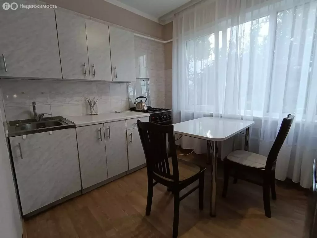 2-комнатная квартира: Астрахань, улица Куликова, 36 (53.3 м) - Фото 1
