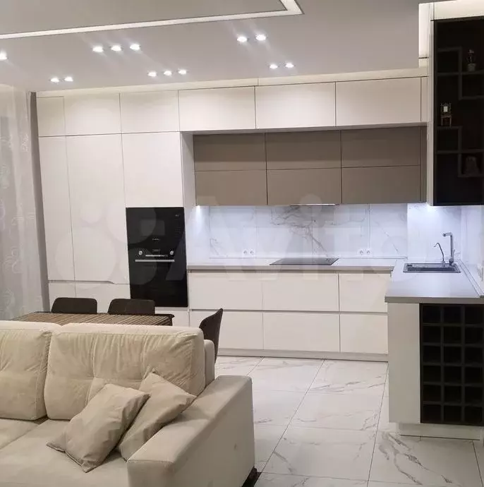 2-к. квартира, 54 м, 8/15 эт. - Фото 0