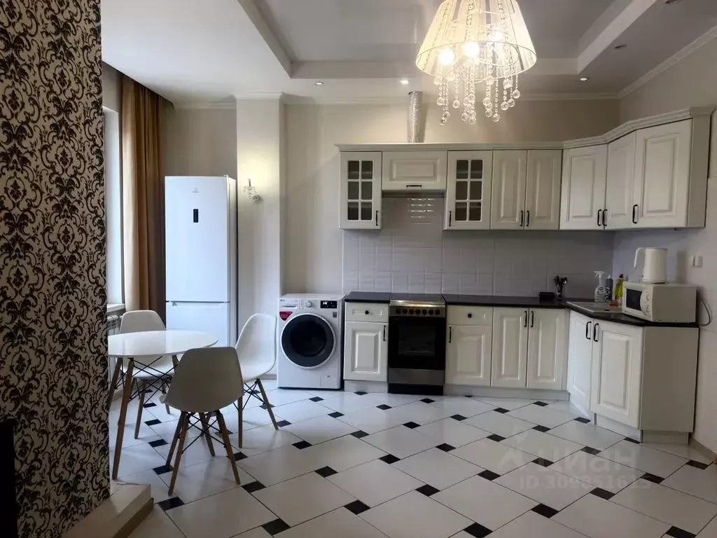 1-к кв. Саха (Якутия), Якутск ул. Кирова, 31/4Б (37.0 м) - Фото 1