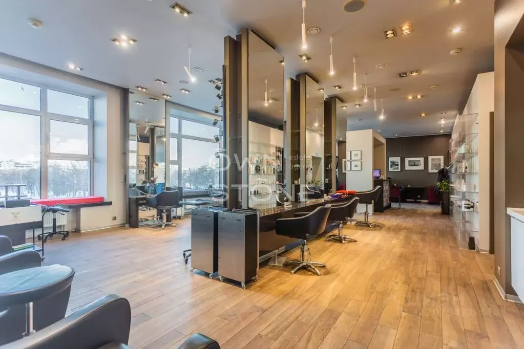 Офис в Москва ул. Серафимовича, 2 (200 м) - Фото 1