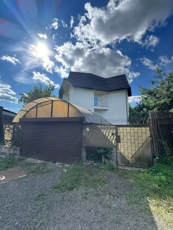Дом в Московская область, Химки СТ Исток тер., 6 (350 м) - Фото 1