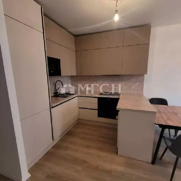 Продается 3-комнатная квартира - Фото 1