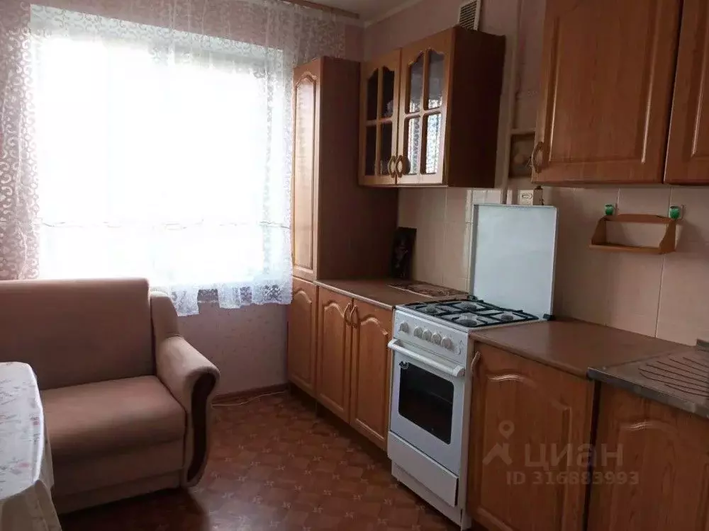 3-к кв. Омская область, Омск просп. Королева, 16 (58.0 м) - Фото 1