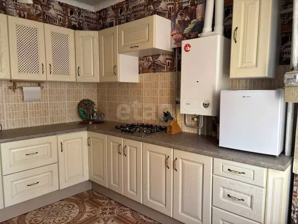 2-к кв. Липецкая область, Задонск Запрудная ул., 1В (64.5 м) - Фото 1