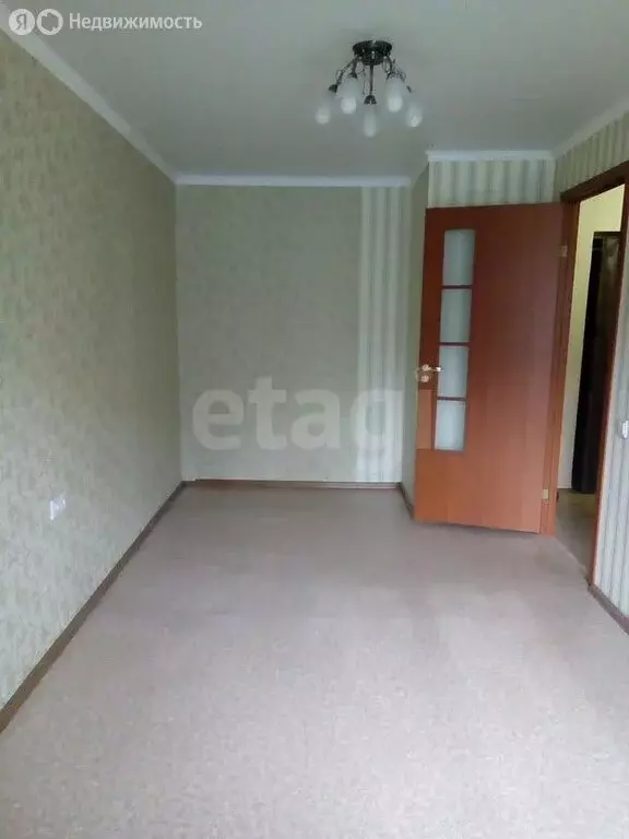 2-комнатная квартира: Бийск, Промышленная улица, 8 (43.6 м) - Фото 2