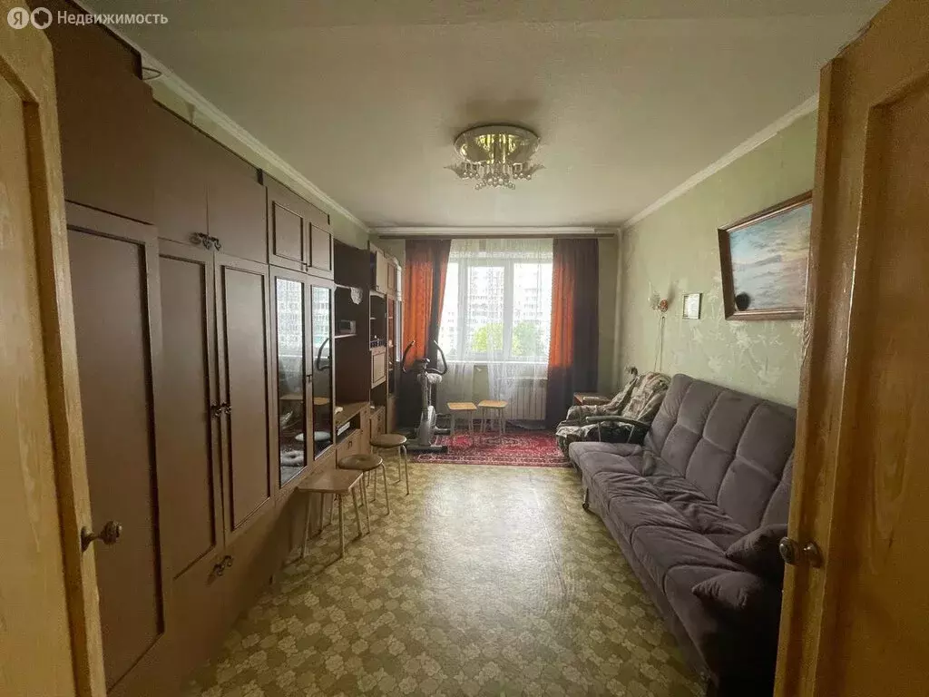 3-комнатная квартира: Набережные Челны, улица Раскольникова, 49В (64 ... - Фото 0