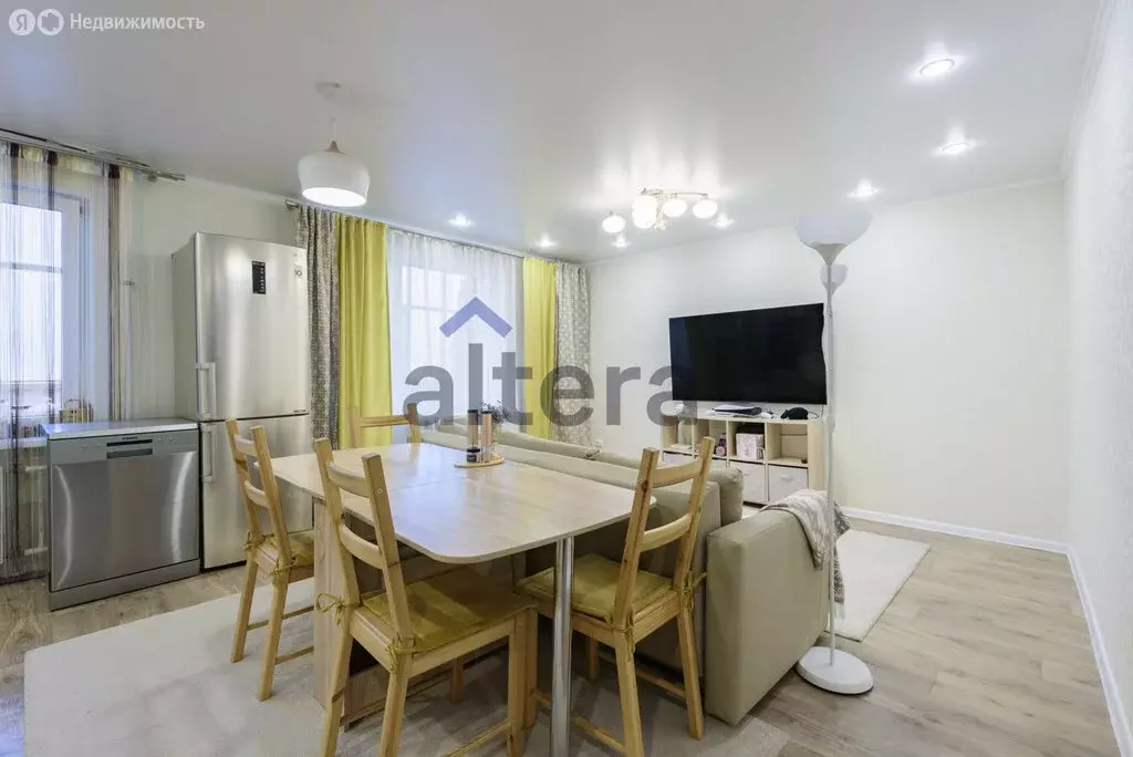 3-комнатная квартира: Казань, проспект Ямашева, 76 (65.7 м) - Фото 1