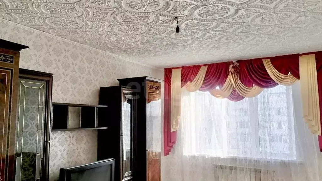2-к кв. Белгородская область, Белгород ул. Есенина, 42 (51.0 м) - Фото 0