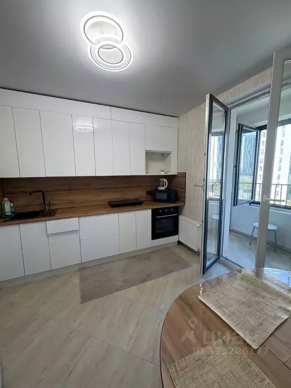 1-к кв. Крым, Симферополь просп. Александра Суворова (42.0 м) - Фото 1