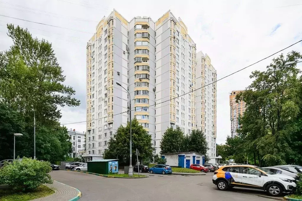 2-к кв. Москва ул. Архитектора Власова, 17к2 (70.0 м) - Фото 0