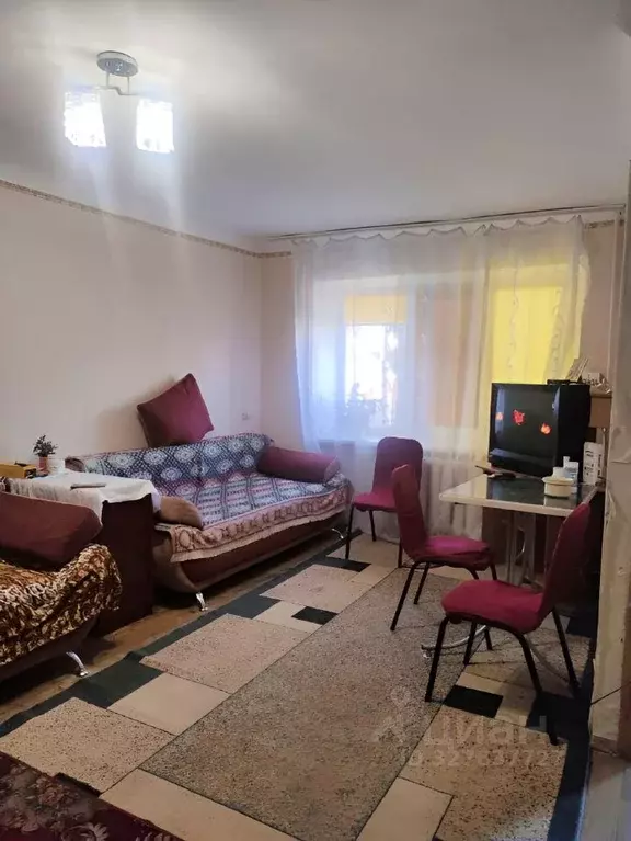 2-к кв. Омская область, Омск пос. Амурский, ул. Багратиона, 8 (41.6 м) - Фото 1