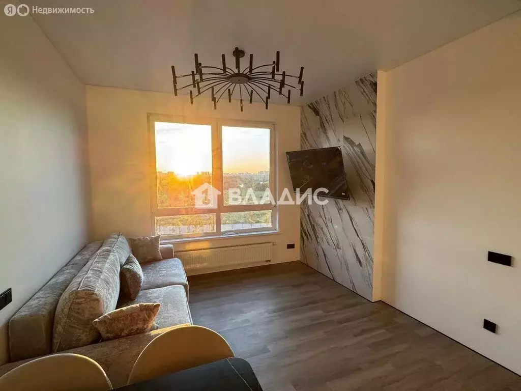 3-комнатная квартира: Москва, Чкаловский бульвар, 6 (62 м) - Фото 2