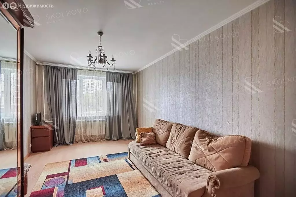 4-комнатная квартира: Москва, улица Академика Анохина, 46к3 (98 м) - Фото 0
