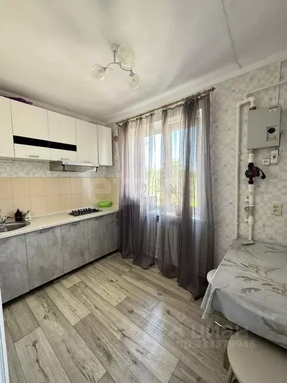 2-к кв. Крым, Белогорск ул. Нижнегорская, 2В (47.0 м) - Фото 1