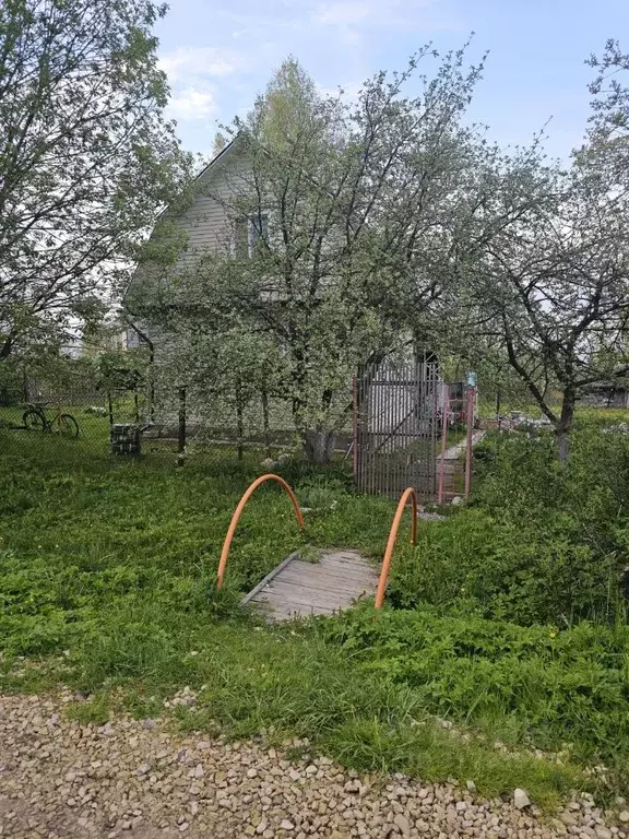 Дом в Ленинградская область, Любань Тосненский район, Ленинградская ... - Фото 1