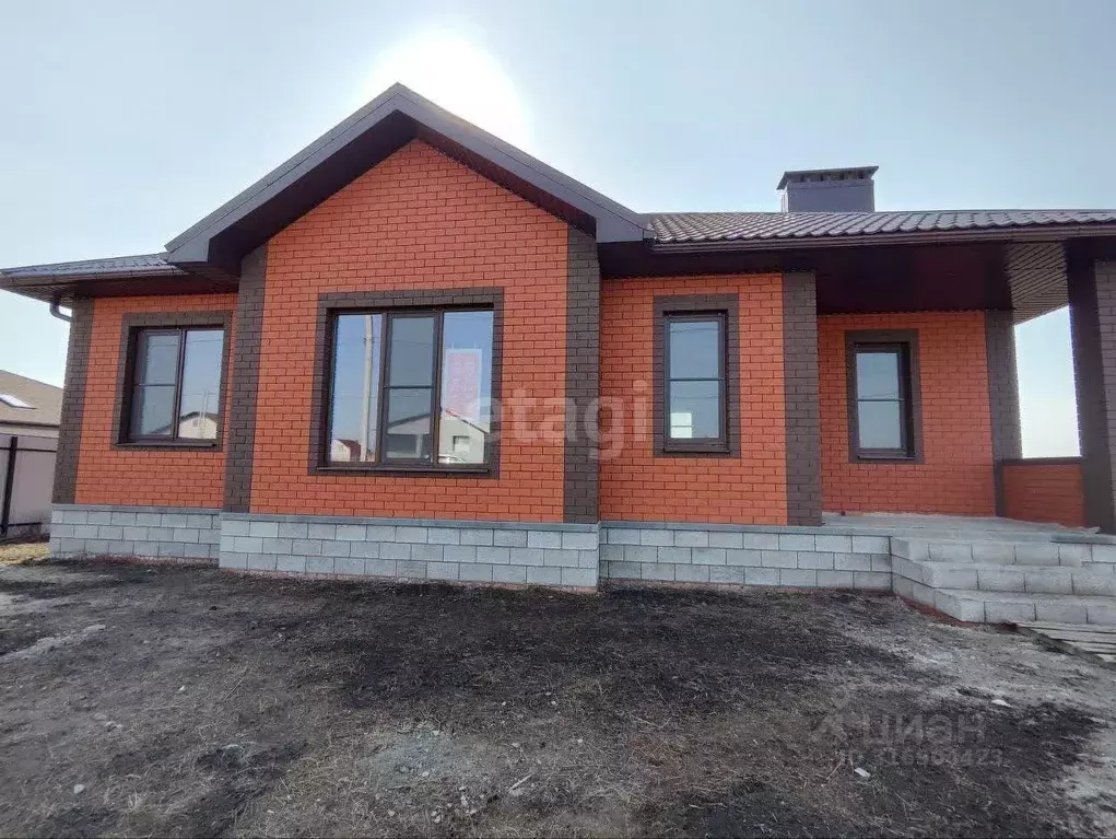 Дом в Белгородская область, Строитель Яковлевский городской округ, ул. ... - Фото 0