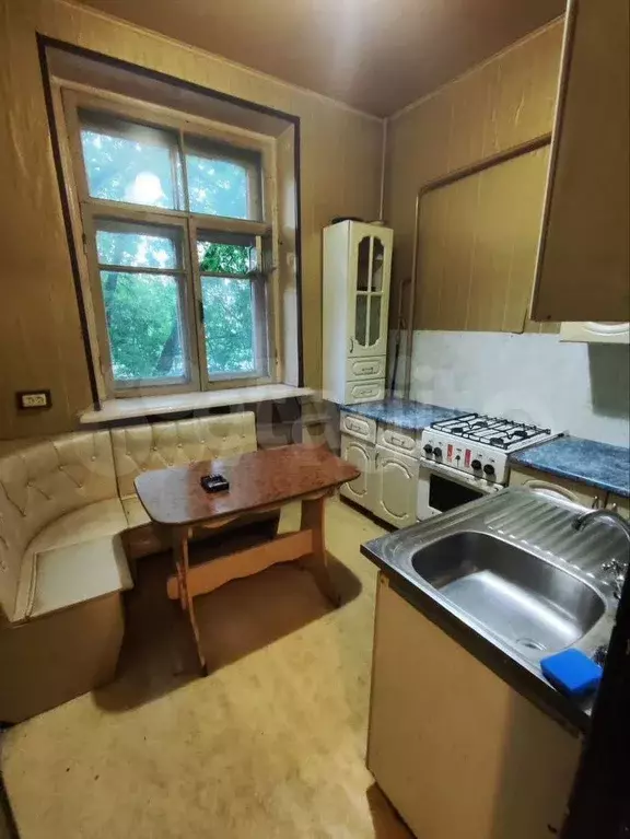 Комната 14 м в 1-к., 2/2 эт. - Фото 0
