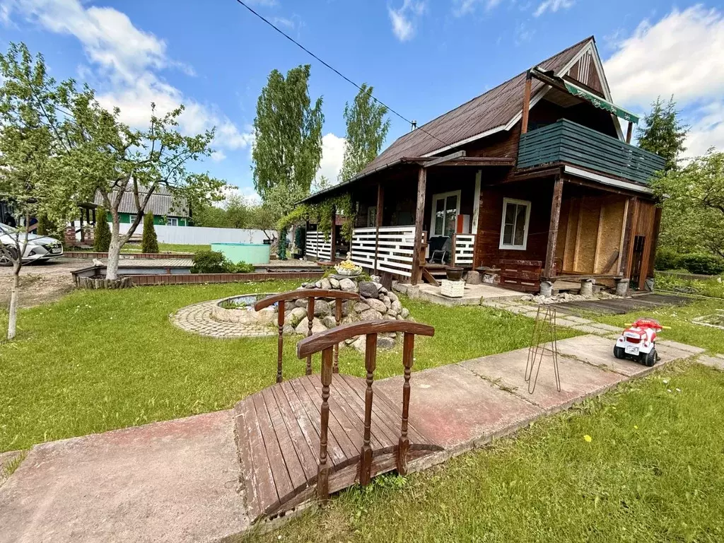 Дом в Ленинградская область, Лужский район, Заклинское с/пос, ... - Фото 1