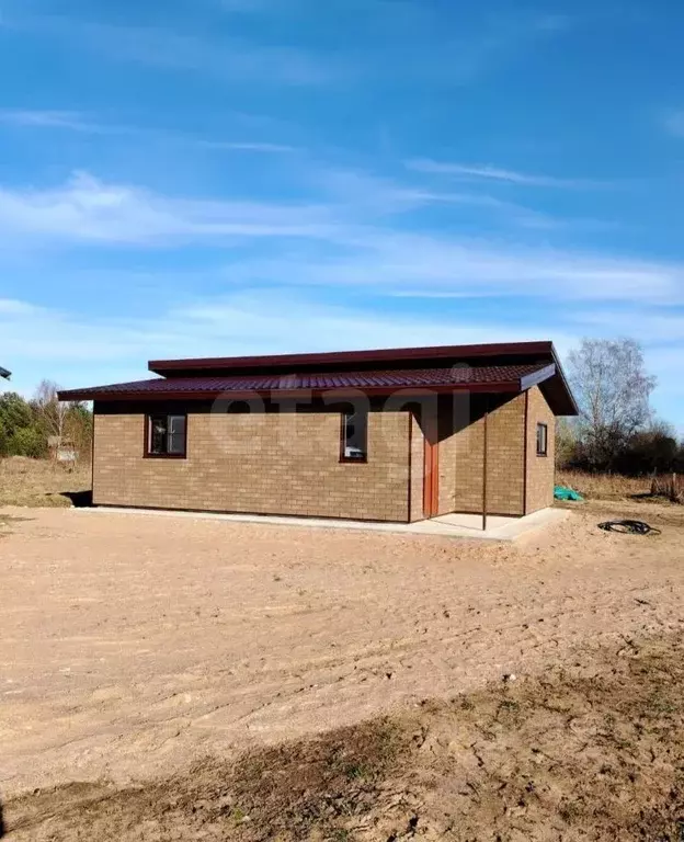 Дом в Псковская область, Псковский район, Тямшанская волость, д. ... - Фото 1