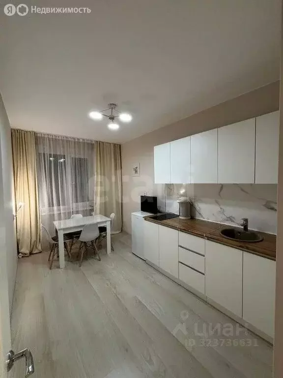 2-комнатная квартира: Томск, улица Сергея Лазо, 25Б (61 м) - Фото 2