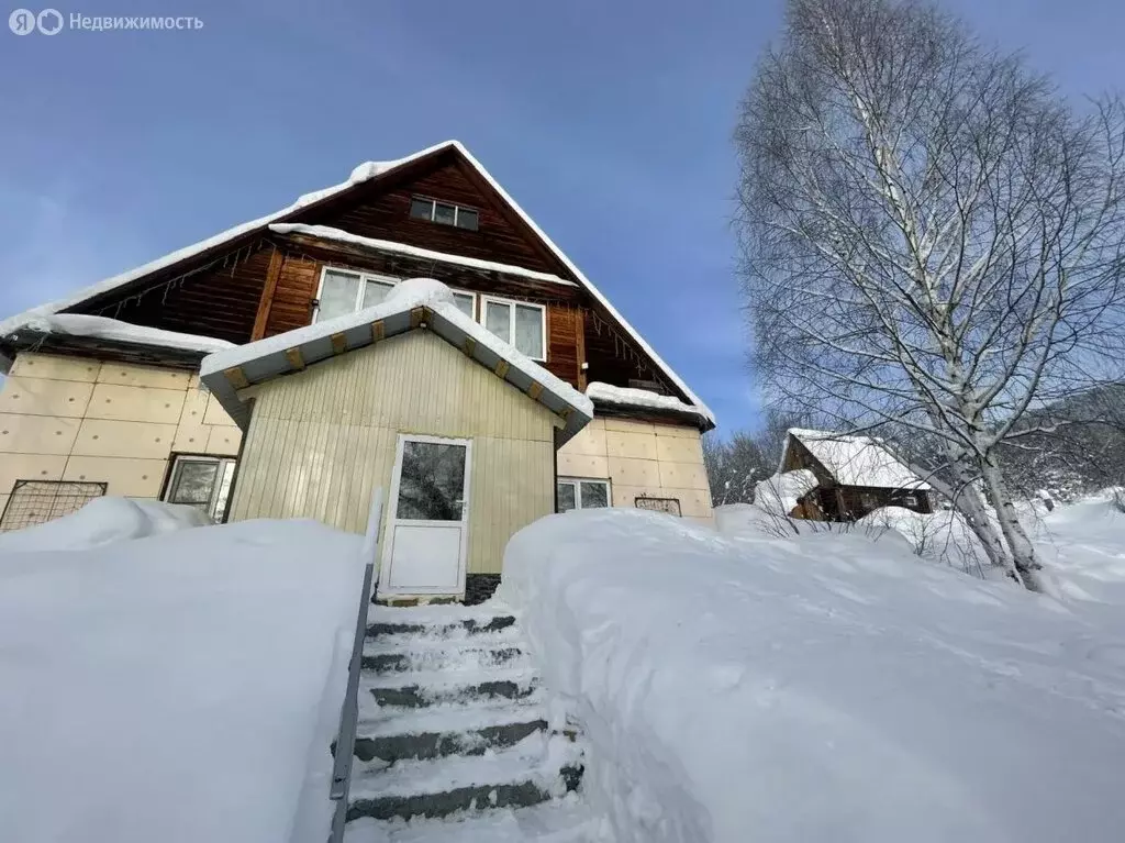 Дом в Таштагол, улица Кутузова, 16 (201 м) - Фото 1