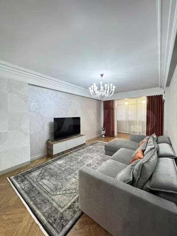 3-к. квартира, 100 м, 6/12 эт. - Фото 1