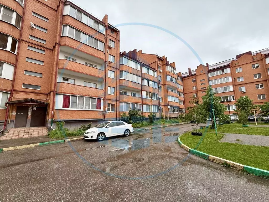 3-к кв. Ставропольский край, Ессентуки ул. Олега Головченко, 2 (75.8 ... - Фото 0