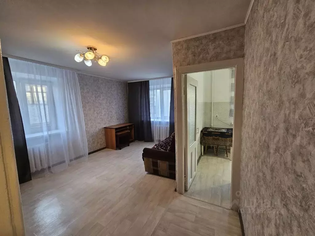 1-к кв. Тюменская область, Тюмень Холодильная ул., 122 (33.0 м) - Фото 1