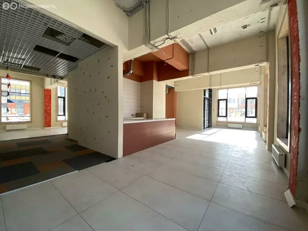 Помещение свободного назначения (200 м) - Фото 1