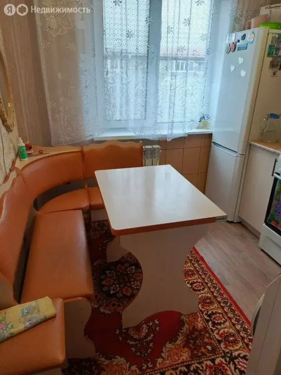 2-комнатная квартира: Омск, микрорайон Городок Нефтяников, улица 22 ... - Фото 1