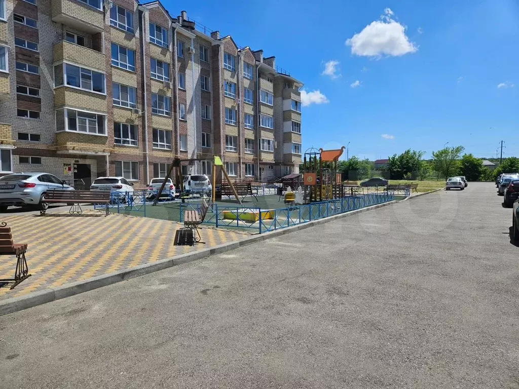 3-к. квартира, 74 м, 5/5 эт. - Фото 1