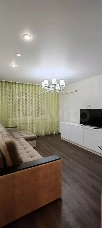 2-к. квартира, 54 м, 6/9 эт. - Фото 0