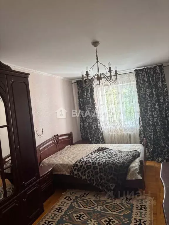 3-к кв. Белгородская область, Белгород ул. Губкина, 47 (75.0 м) - Фото 1