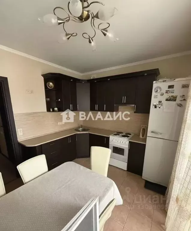 2-к кв. Белгородская область, Белгород ул. Губкина, 16в (58.7 м) - Фото 2