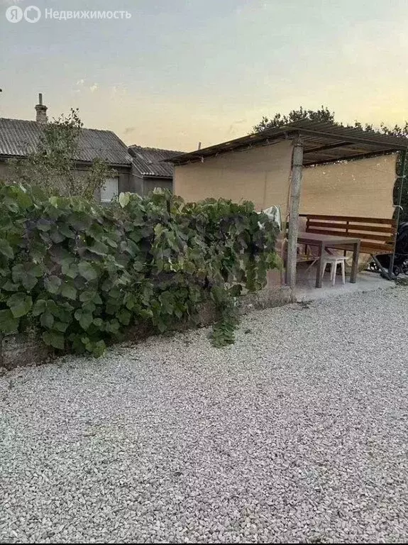 Дом в Кировский район, село Журавки (73 м) - Фото 2