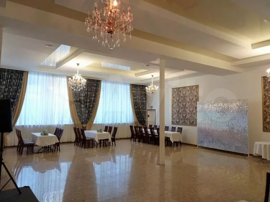 Торгово-офисное с ремонтом 160 кв.м - Фото 0